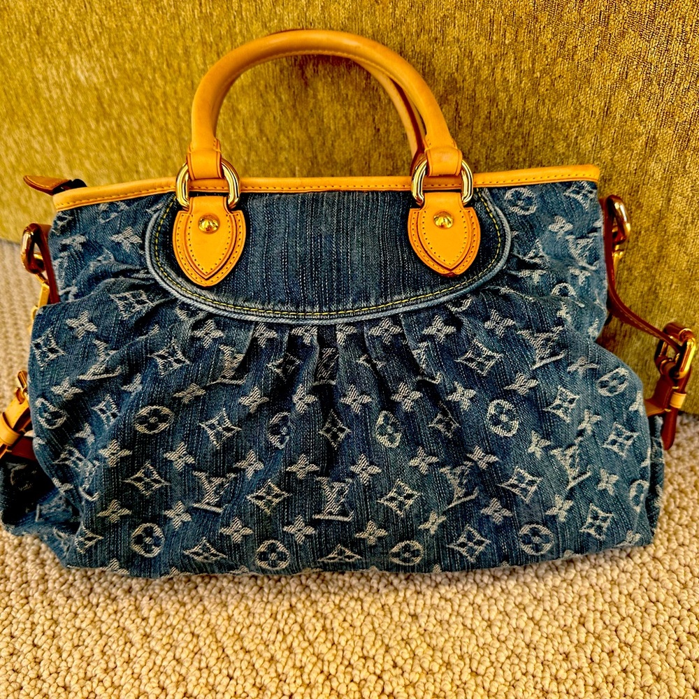 Monogram Denim NEO CABBY MM Louos Vuitton